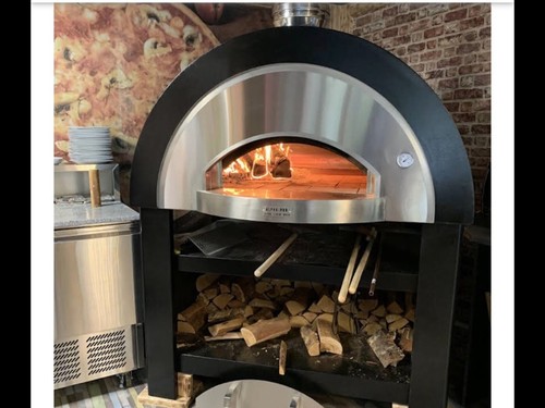 Pizza oven business catering - pizza,