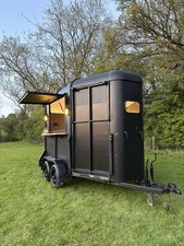 Mobile catering van - Freshly