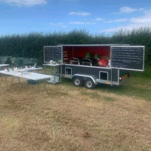 Twin axle pizza catering - pizza,